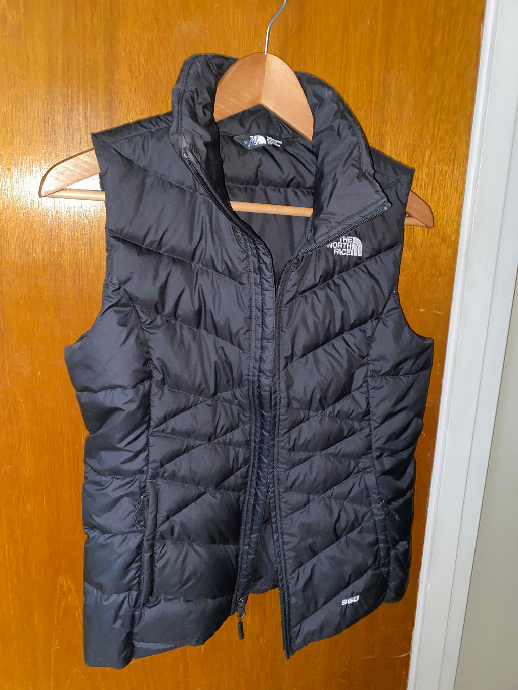 The North Face Lightweight 550 Down Black Puffer Vest