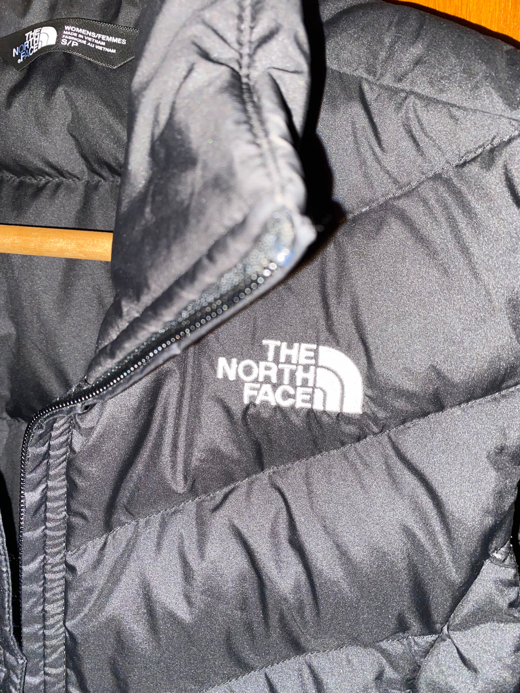 The North Face Lightweight 550 Down Black Puffer Vest