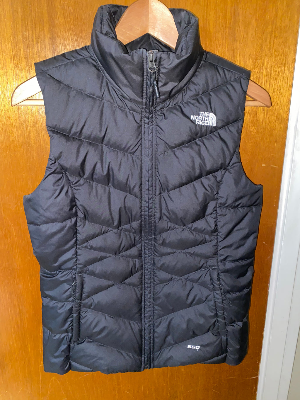 The North Face Lightweight 550 Down Black Puffer Vest