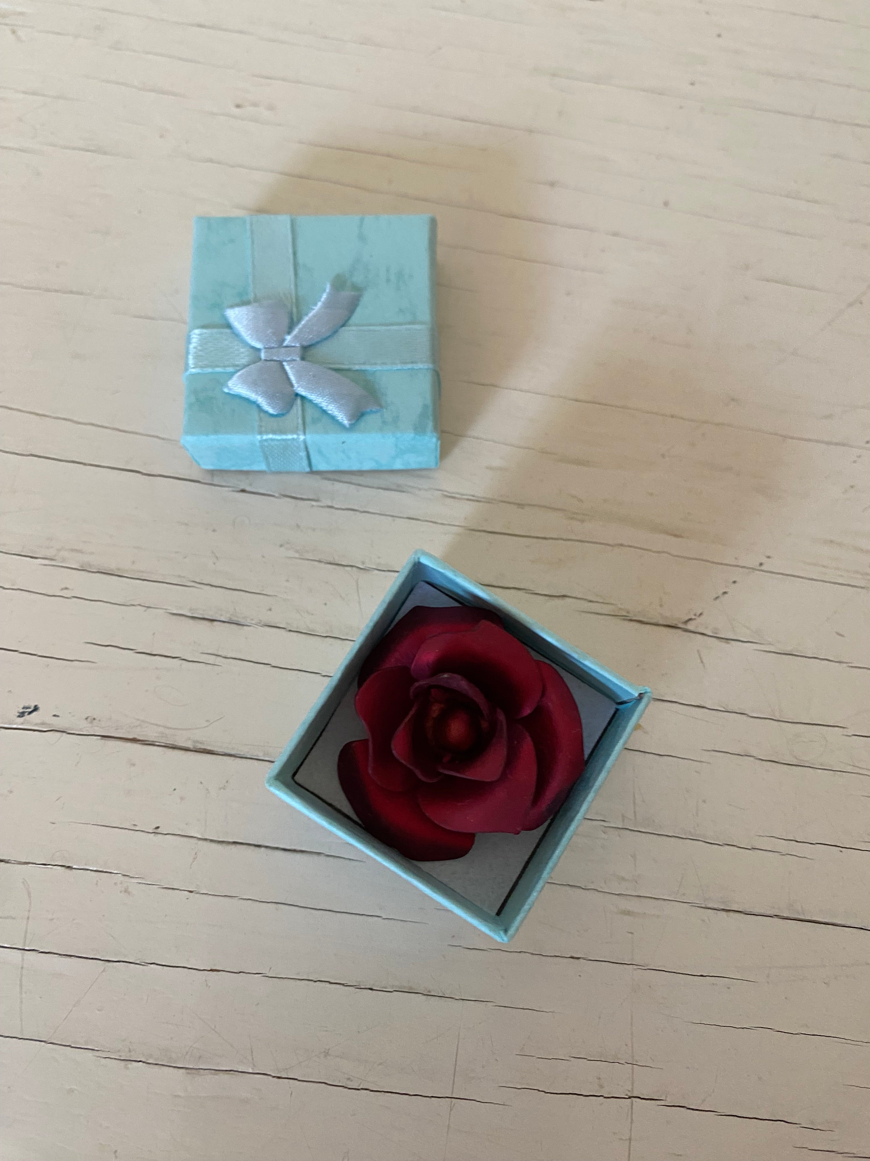 Jewelry Piece: Rose to Upcycle