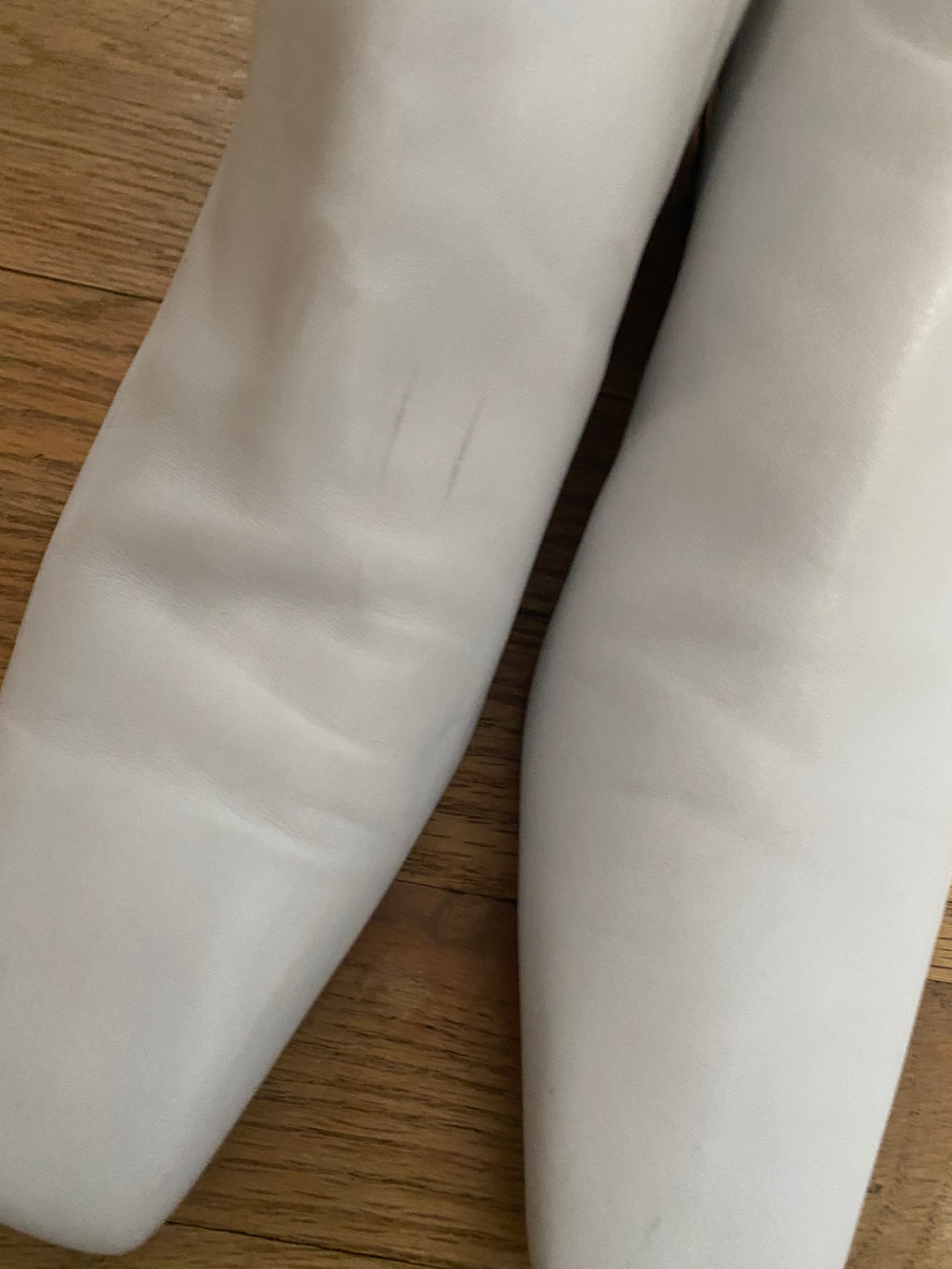 Authentic Balenciaga Typo BB White Leather Ankle Boots 38.5