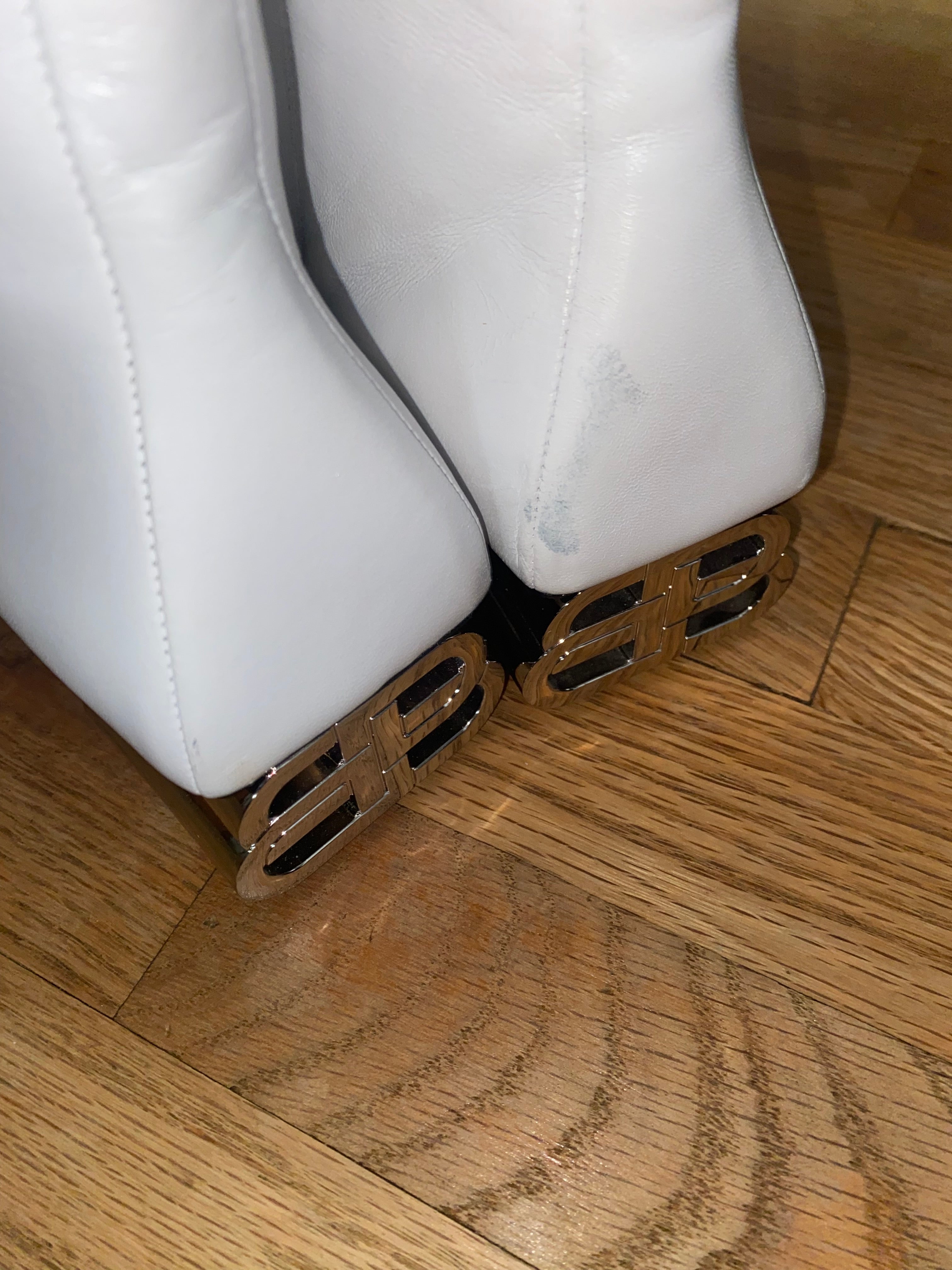 Authentic Balenciaga Typo BB White Leather Ankle Boots 38.5