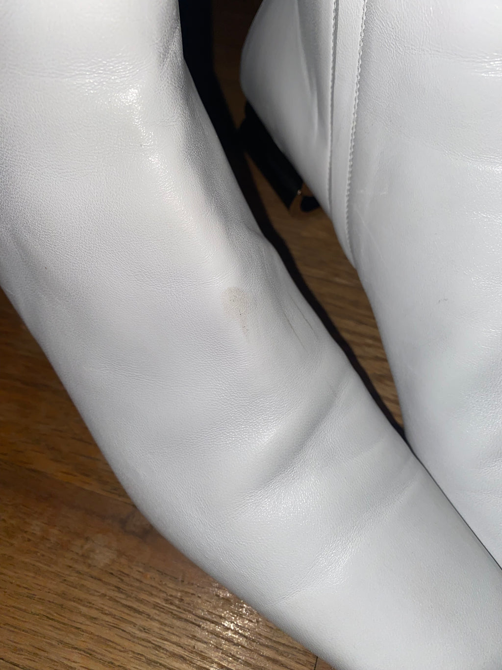 Authentic Balenciaga Typo BB White Leather Ankle Boots 38.5