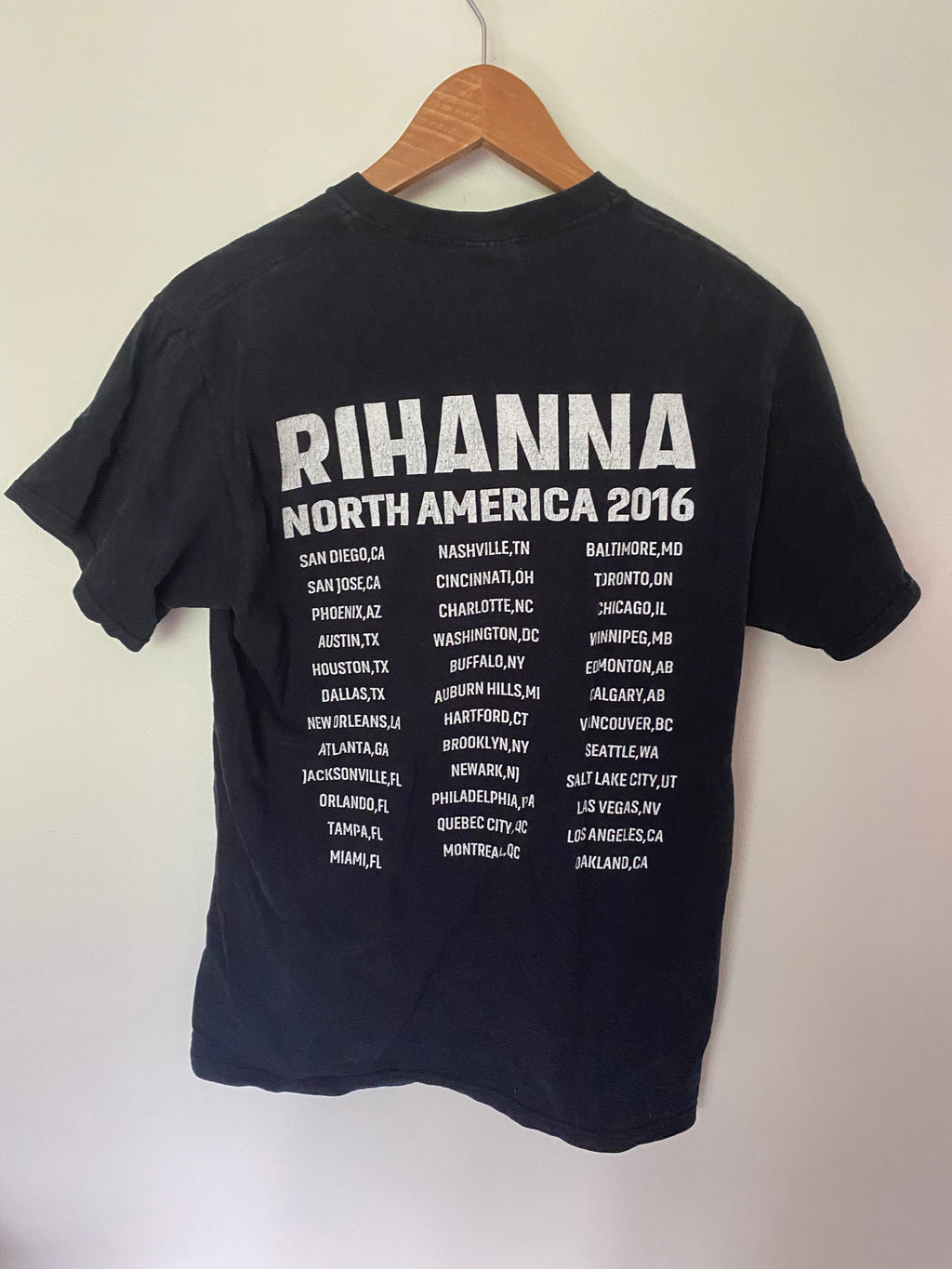 Rihanna Anti Tour Shirt